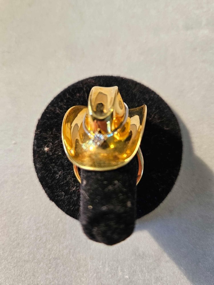 New & Antique Furniture Fine Jewelry Victorian Rose Antique Store